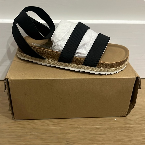 BNWT Toddler Girls Steve Madden TKIMMIE Size 12 Sandals - Picture 1 of 5